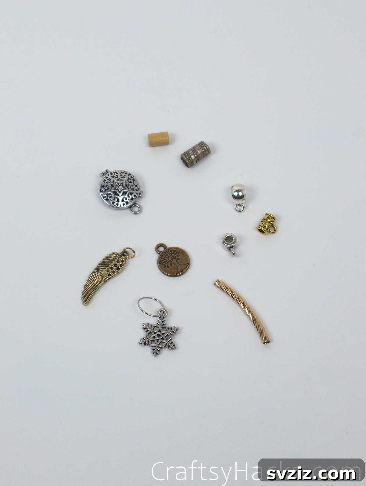 Craft Your Own Stylish Beaded Bracelets 5 bracelet charms