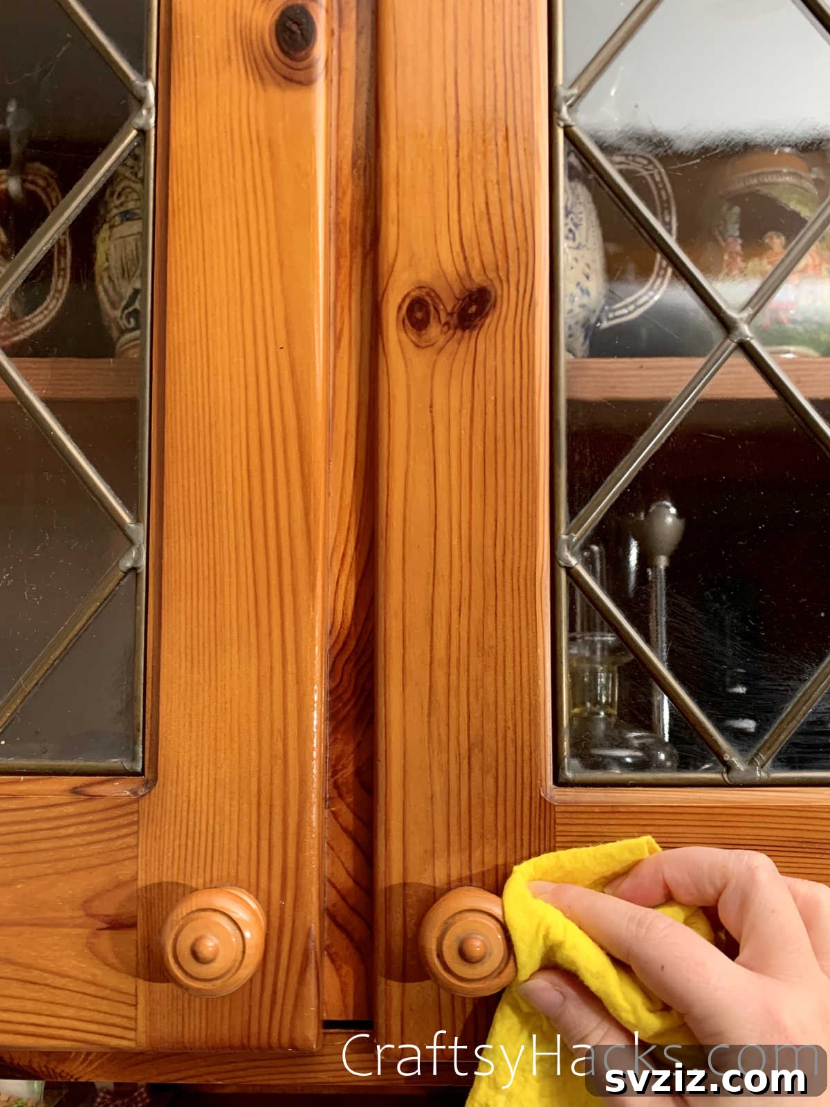 degrease kitchen cabinets
