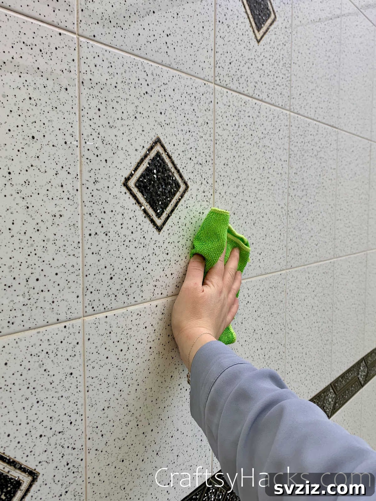 shine tiles with vinegar