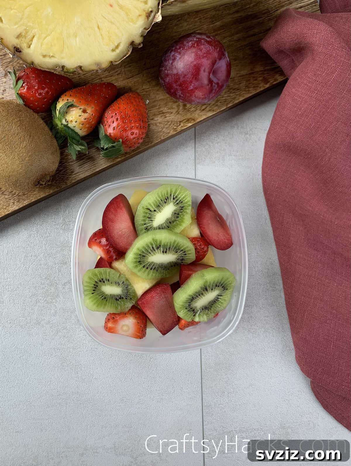 store cut fruits in air tight container