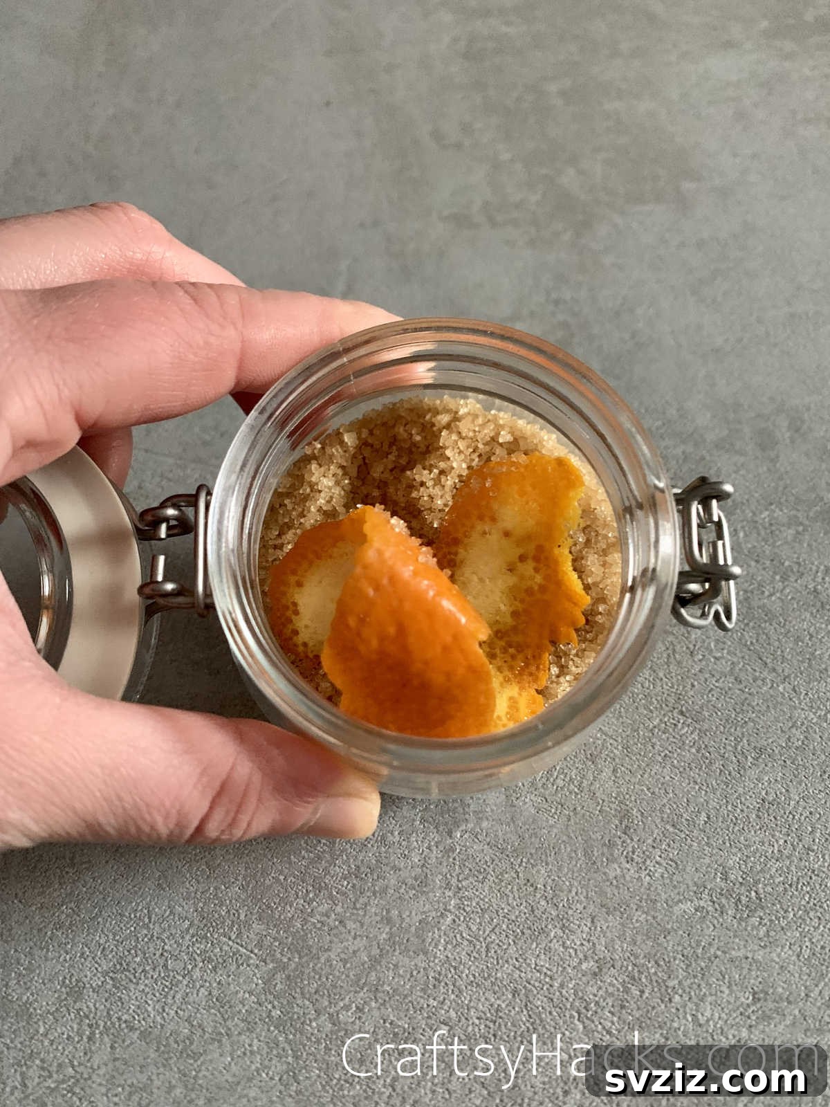 keep brown sugar from drying out with orange peel