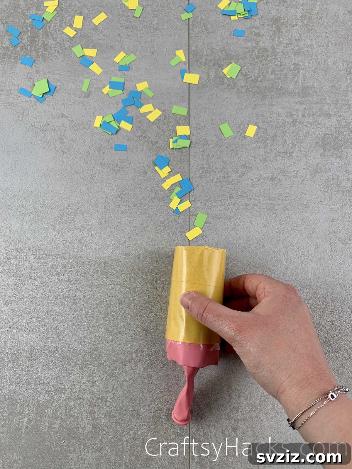 21 Genius Party Tricks 6 Homemade party poppers made from toilet paper rolls and balloons