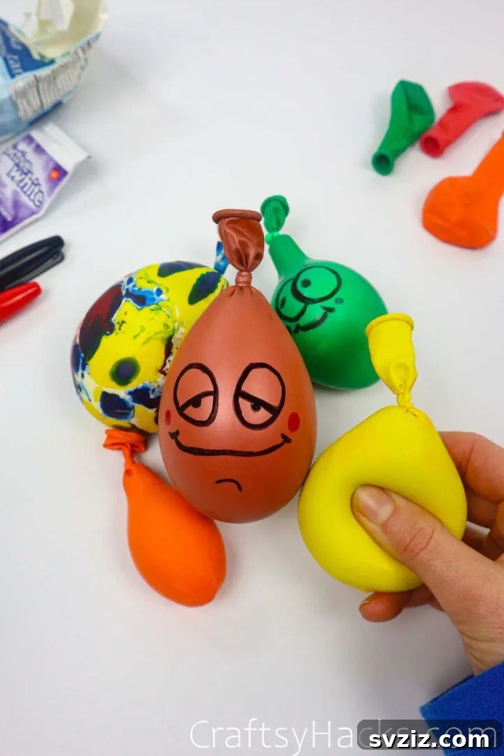 31 Adorable Craft Projects 5 DIY stress ball craft for relaxation