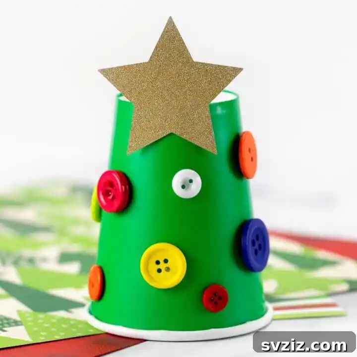 paper cup Christmas tree