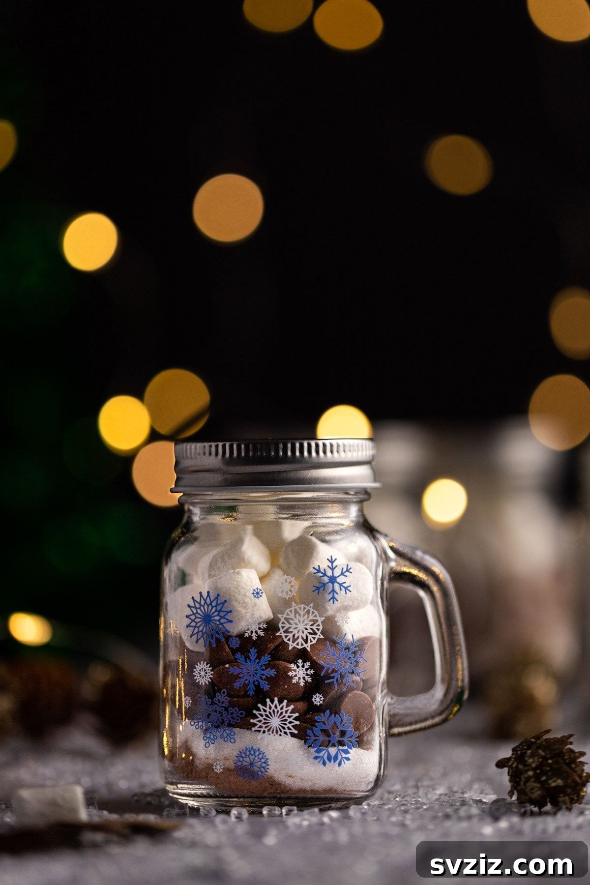 31 Crafty Christmas Gift Ideas Under $10 17 hot chocolate mason jar mix