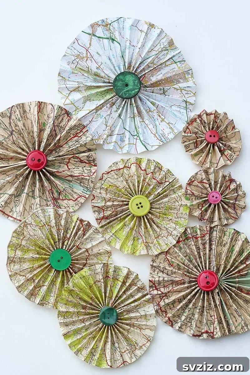 Instant Holiday Cheer: 31 Crafts in Under 15 Minutes 3 Elegant paper rosettes for quick holiday decoration