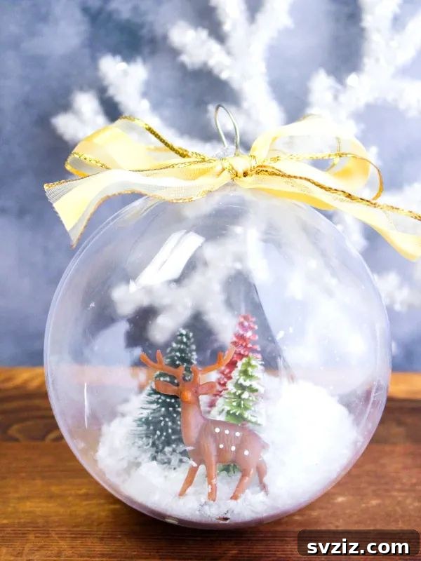 Instant Holiday Cheer: 31 Crafts in Under 15 Minutes 30 Magical snow globe Christmas ornaments