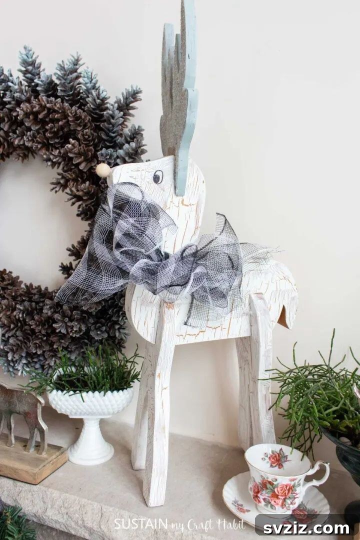 31 Cozy Farmhouse Christmas Inspirations 18 christmas deer decor