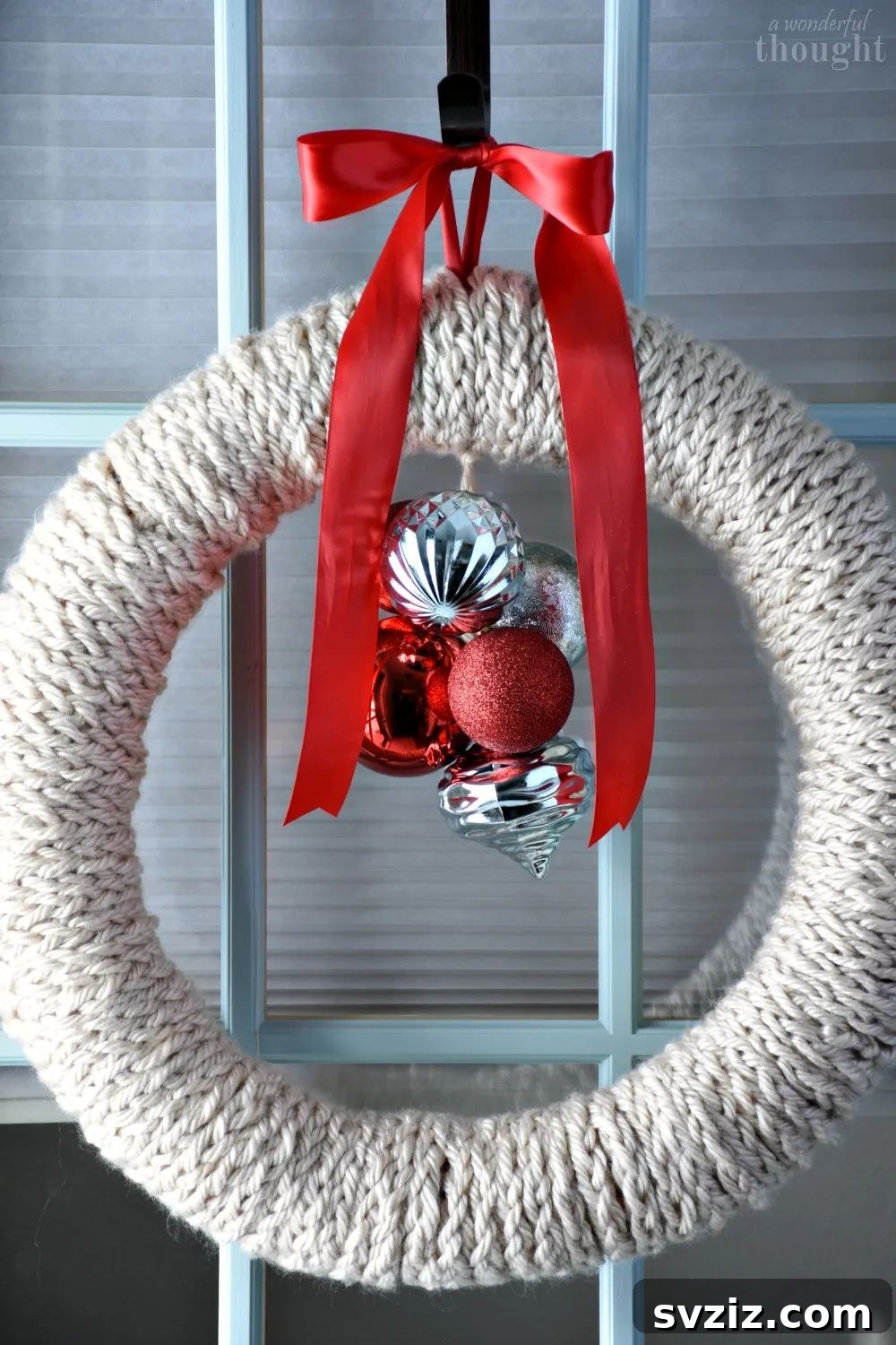 Gorgeous Winter Wreath Inspirations 29 finger knitted Christmas wreath
