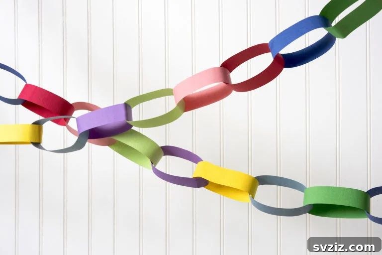 31 Creative Craft Ideas for 5-Year-Olds 8 paper chains