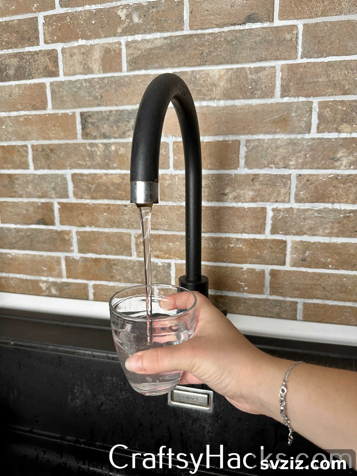 21 Clever Tricks to Drastically Cut Your Spending 21 drink tap water