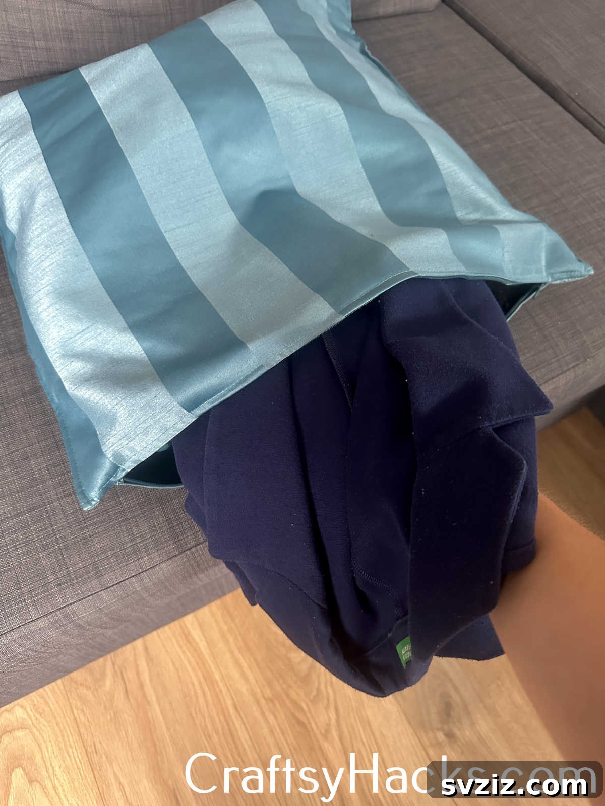 21 Genius Travel Tips 23 Bring Extra Clothes in a Pillowcase