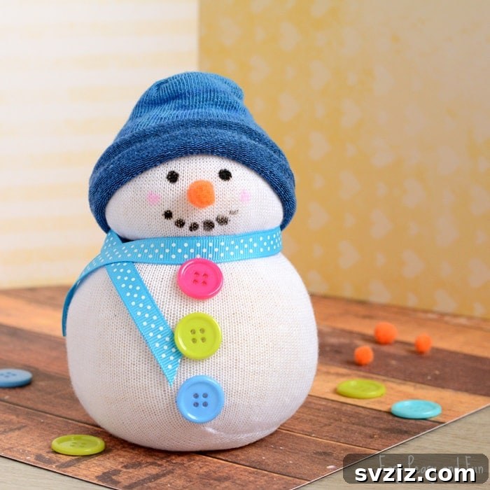25 Inspiring Homemade Christmas Decor Ideas 5 No-Sew Sock Snowman Craft