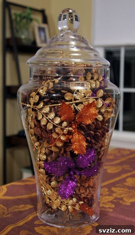 25 Inspiring Homemade Christmas Decor Ideas 9 DIY Ornament Centrepiece for Holidays
