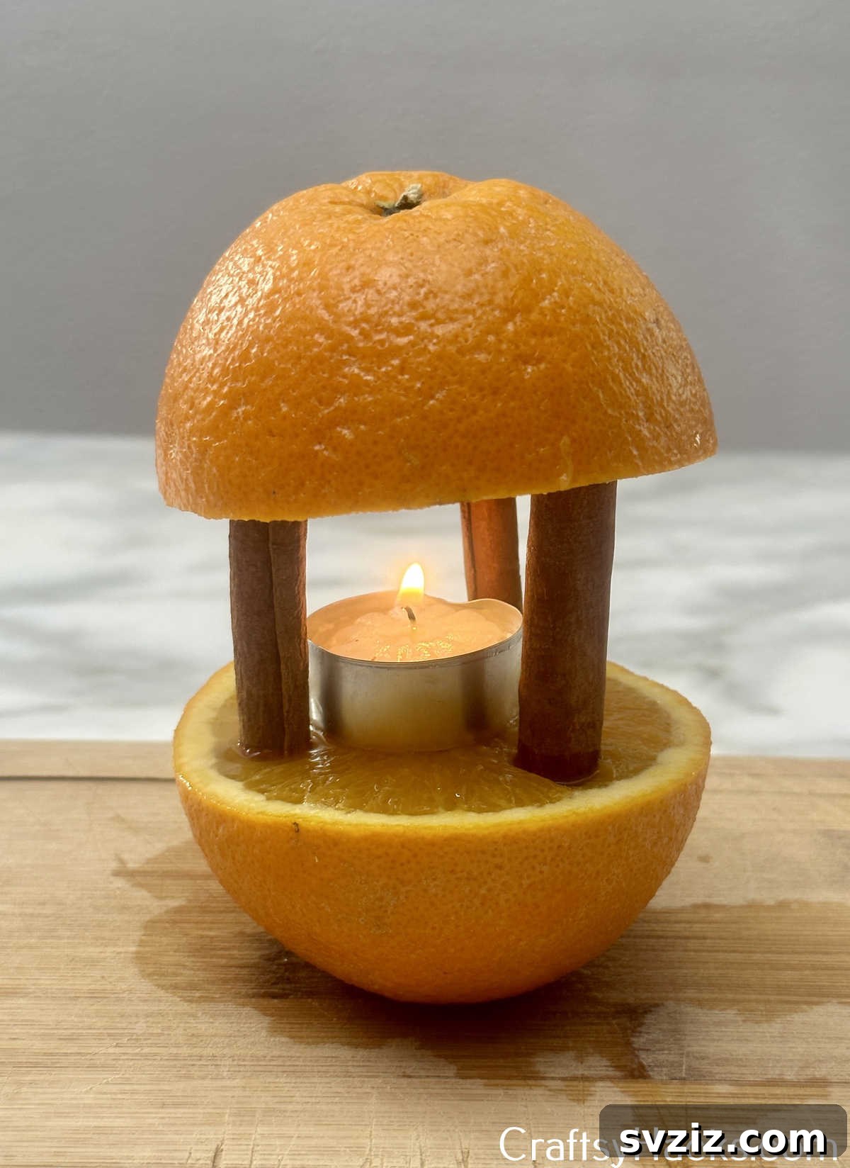 25 Brilliant Tricks to Simplify Your Life 6 orange and cinnamon candle to keep insects away