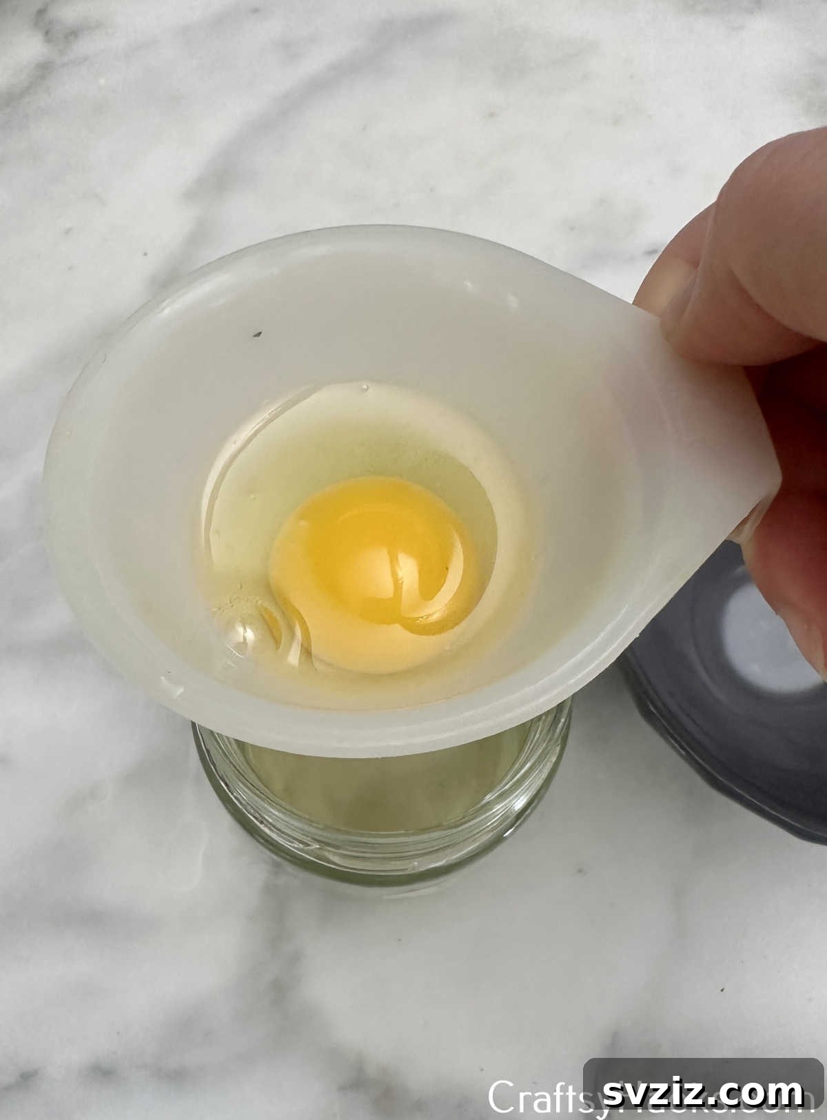 25 Brilliant Tricks to Simplify Your Life 8 use funnel to seperate yolk from egg white