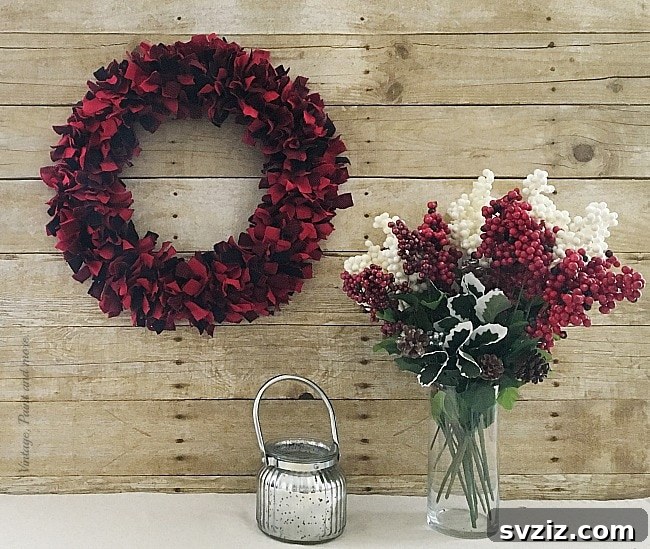 20 Distinctive Christmas Wreath Inspirations 11 plaid Christmas rag wreath