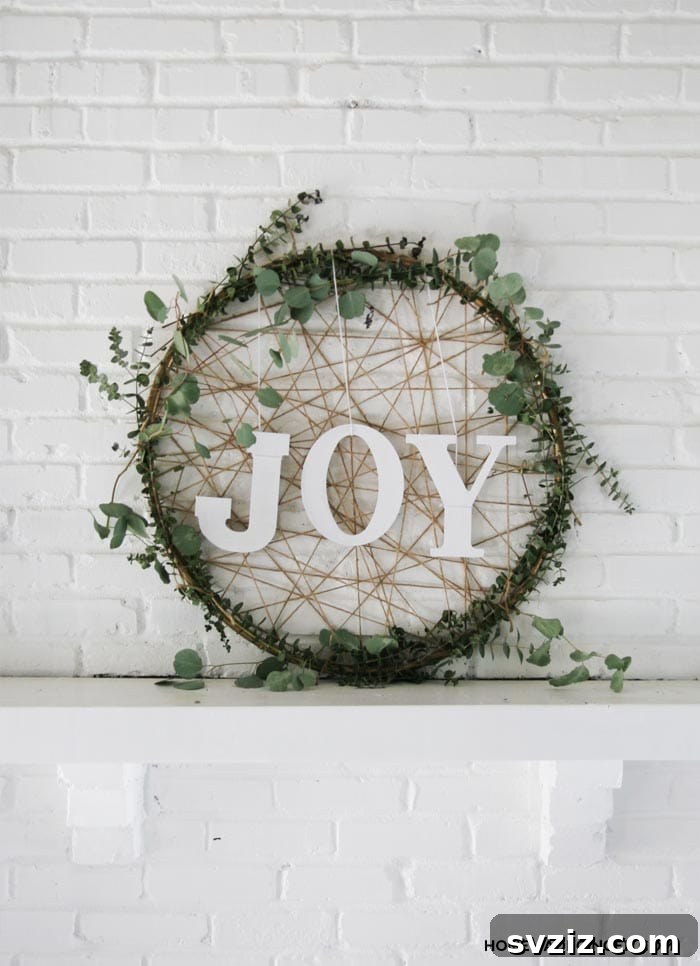 20 Distinctive Christmas Wreath Inspirations 13 joy dream catcher Christmas wreath