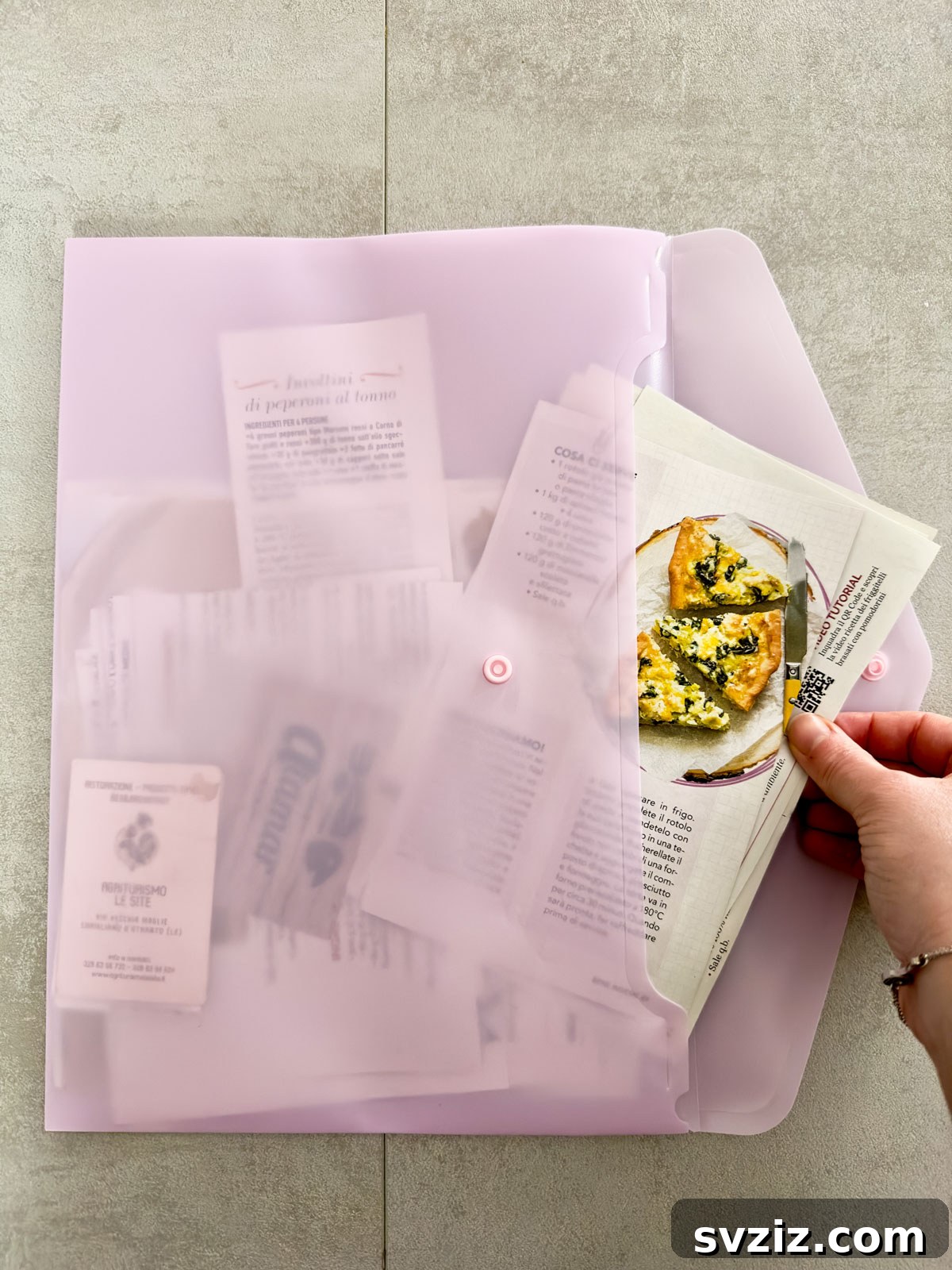 21 Clever Ways to Declutter Your Home Without Spending a Fortune 11 Store Recipes, Coupons, and Cards in a Dedicated Folder