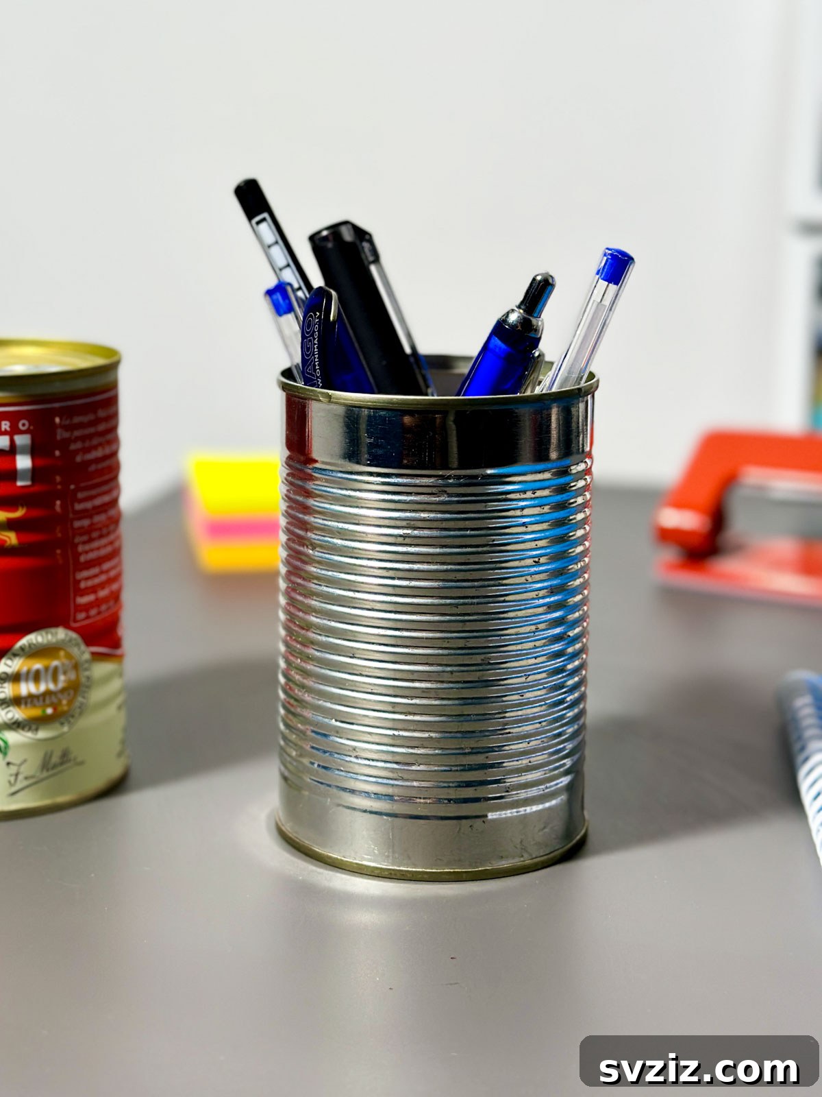 21 Clever Ways to Declutter Your Home Without Spending a Fortune 14 Reuse Tin Cans as Pen Holders