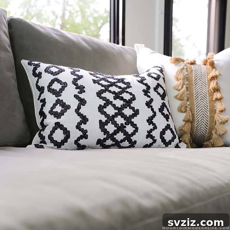 Bohemian Room Decor: 41 Inspiring Ideas 26 boho pillows