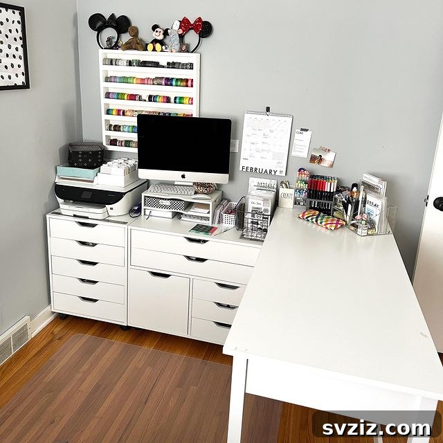 Craft Room Magic: Smart Hacks for Small Spaces 23 L-Shaped Corner Set Up