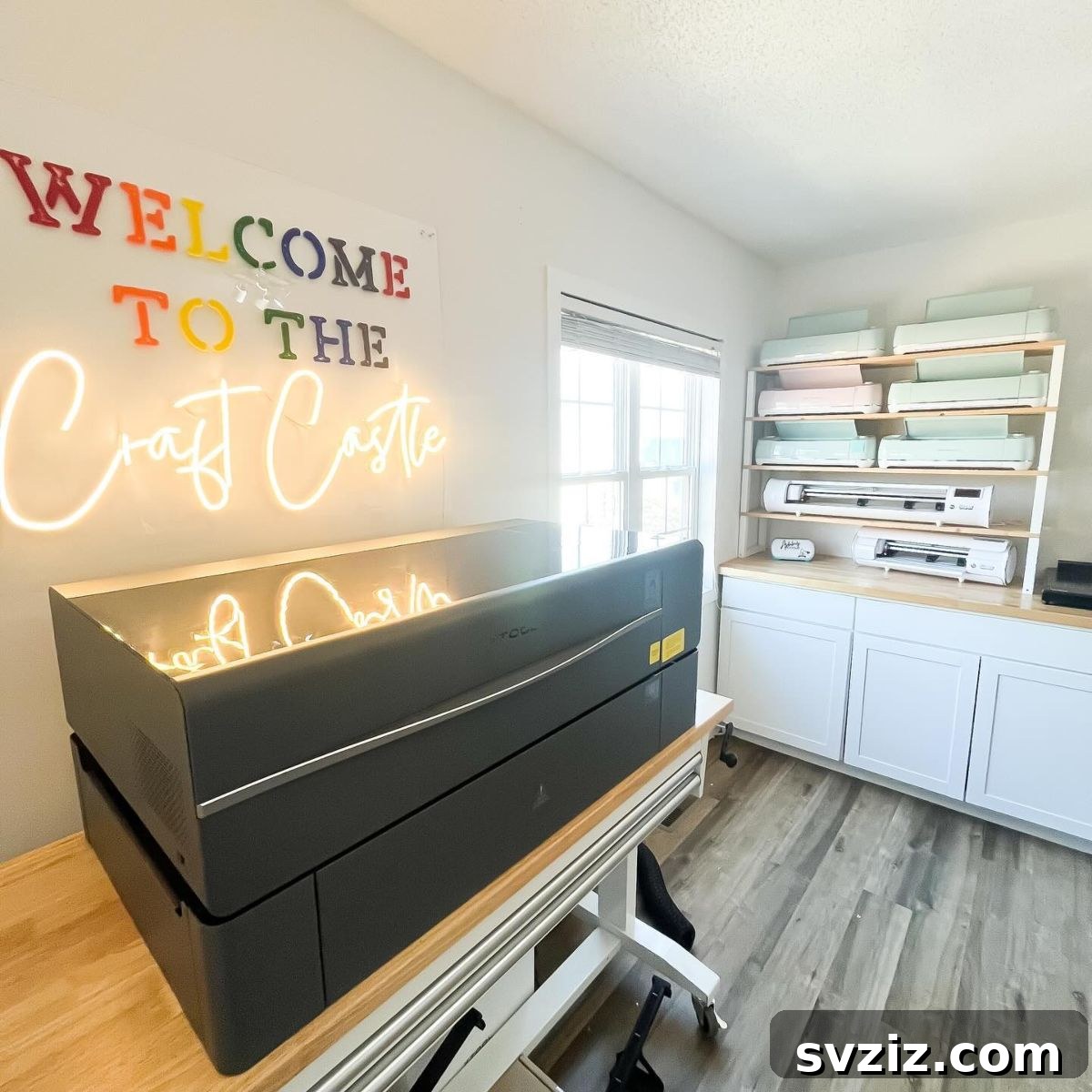 Trendy Craft Room Neon Sign Decor