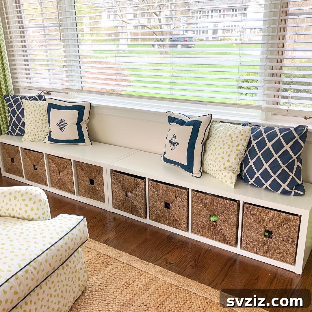 Smart Solutions to End Toy Mess Once and for All 24 bench with storage