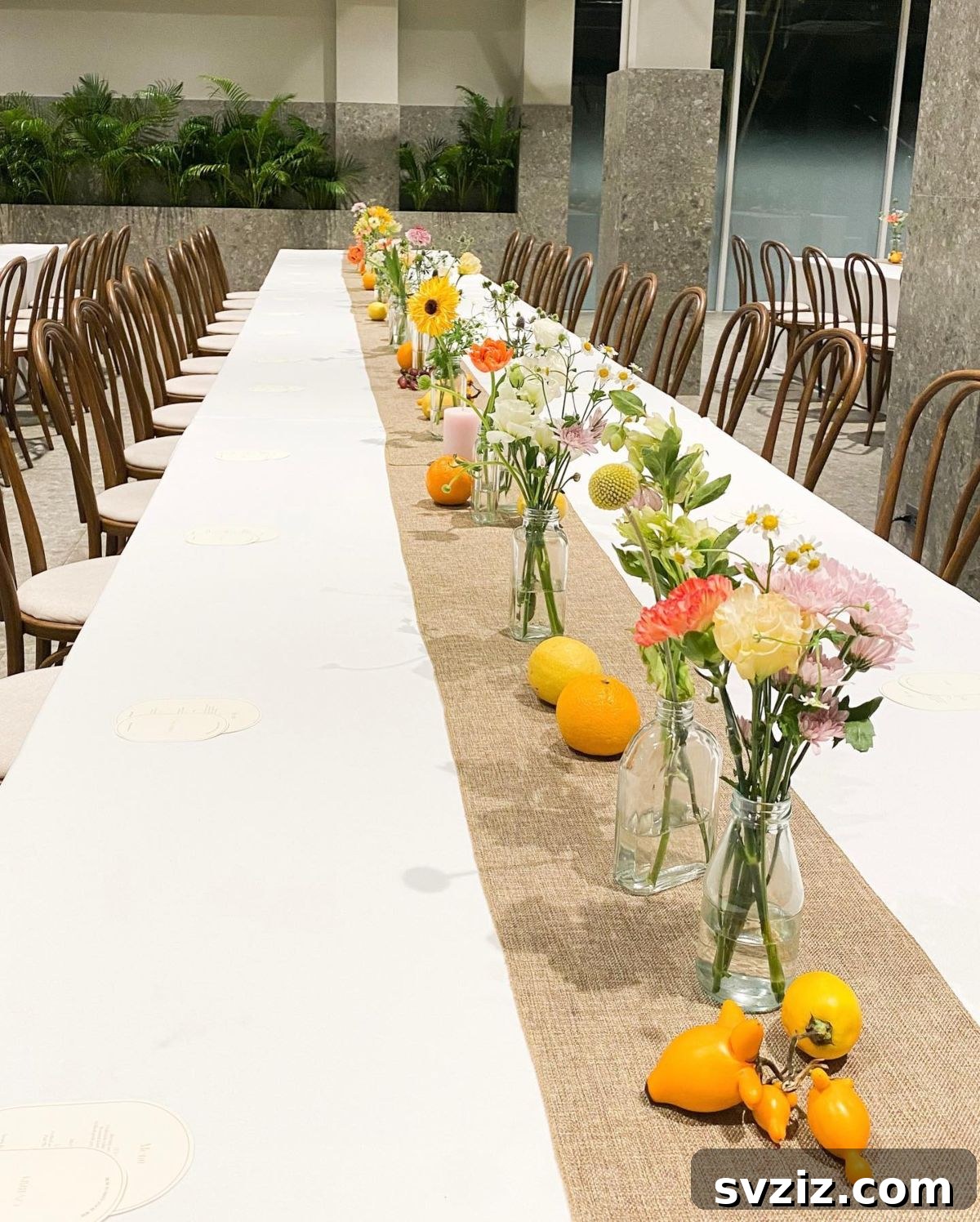Easy Breezy Weddings: Ideas for Unfussy Couples 13 Citrus Table Decor