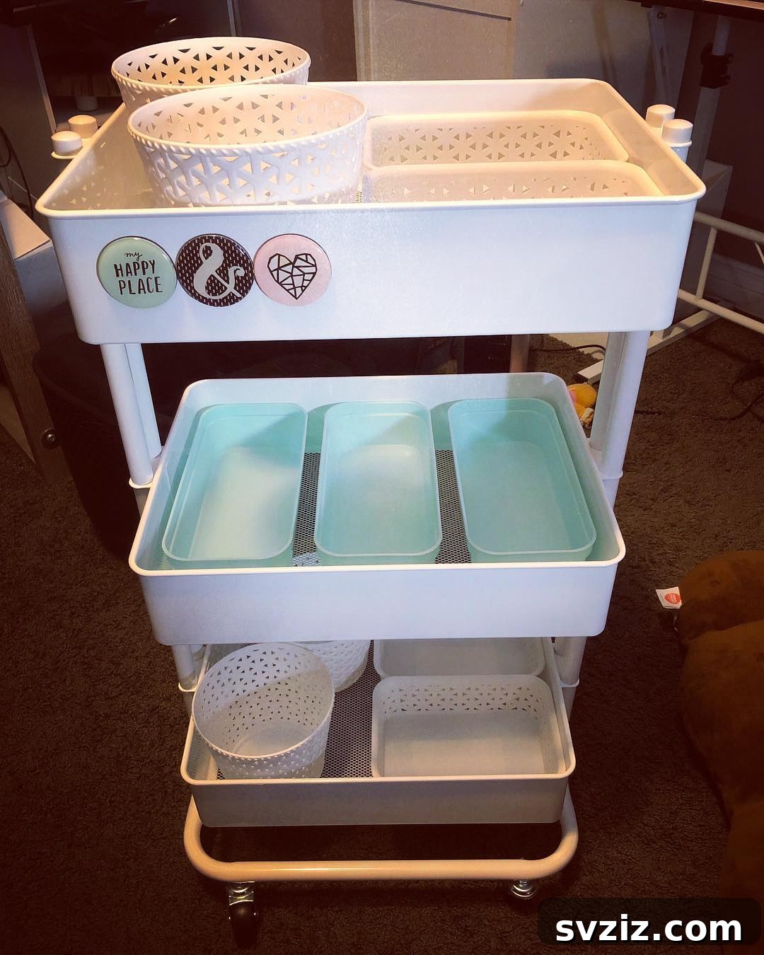 31 Dollar Store DIY Craft Room Organization Hacks 3 img 26553 2