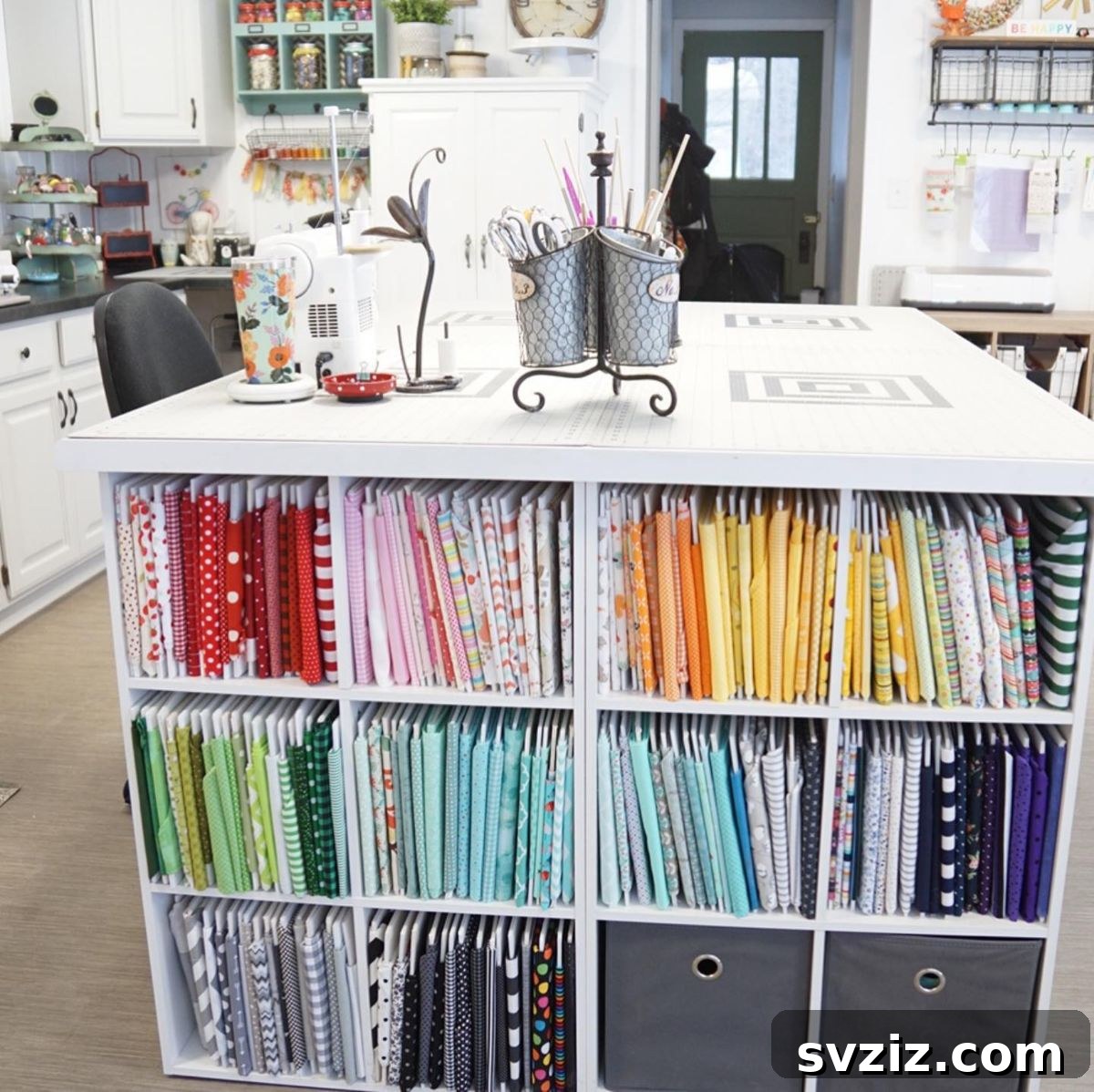 31 Dollar Store DIY Craft Room Organization Hacks 5 img 26553 4