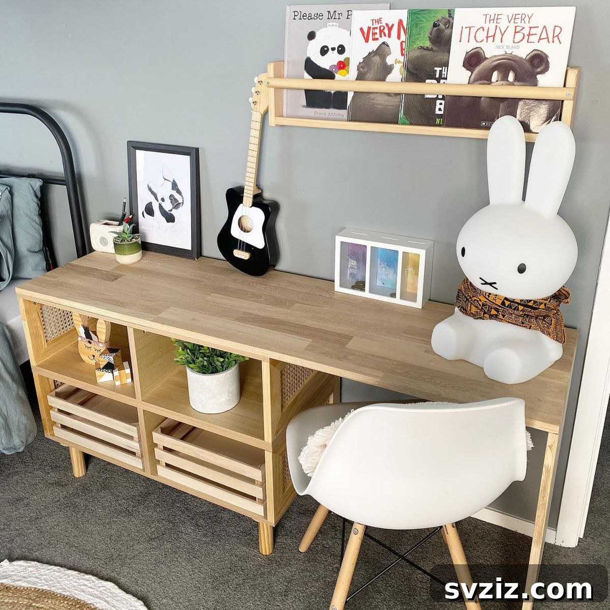 Effortless Bedroom Organization for a Clutter-Free Sanctuary 6 Creative desk storage solutions for a multi-functional bedroom, optimizing workspace and maintaining sanity.