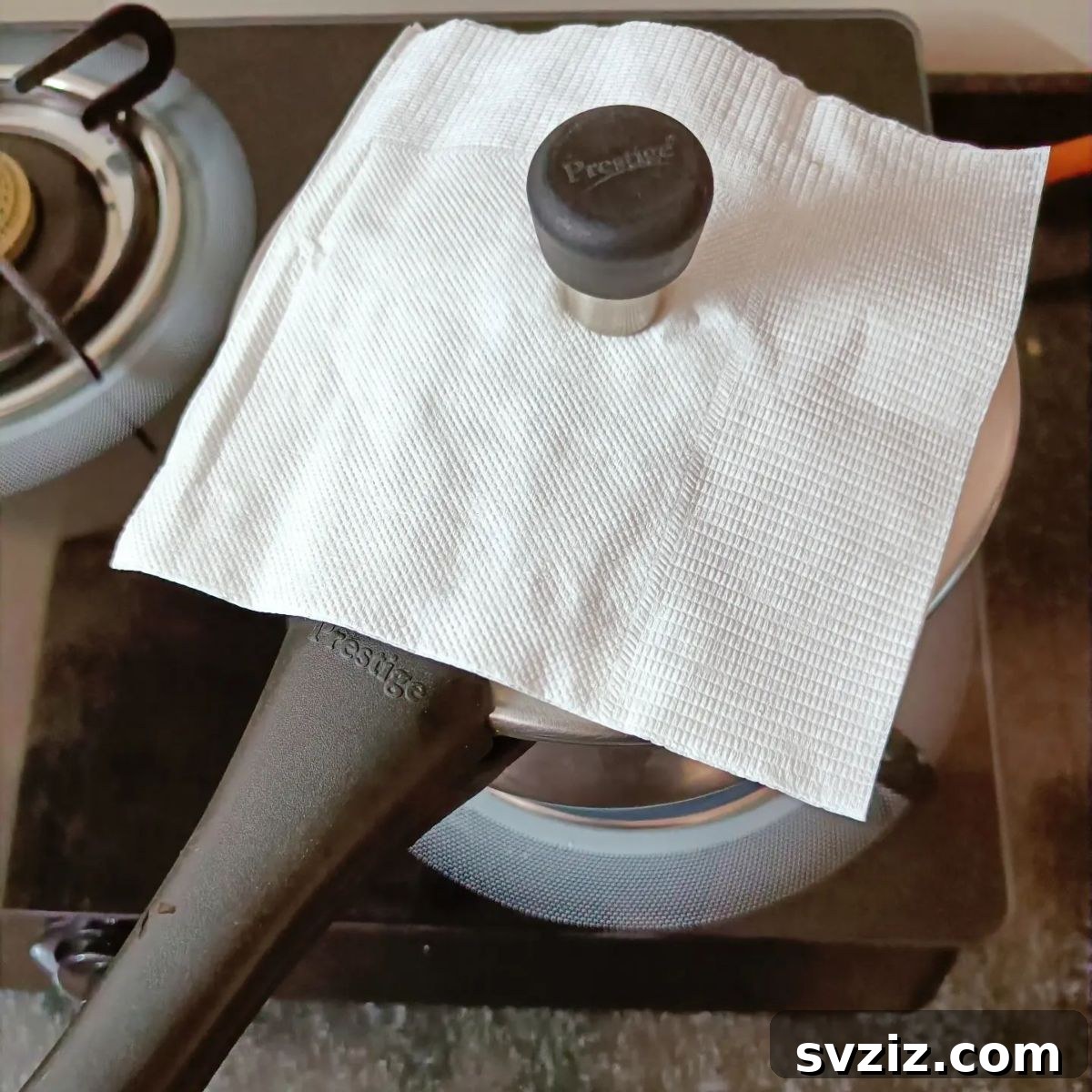 Tissue Paper to Avoid Mess from cooker, cleaning hack
