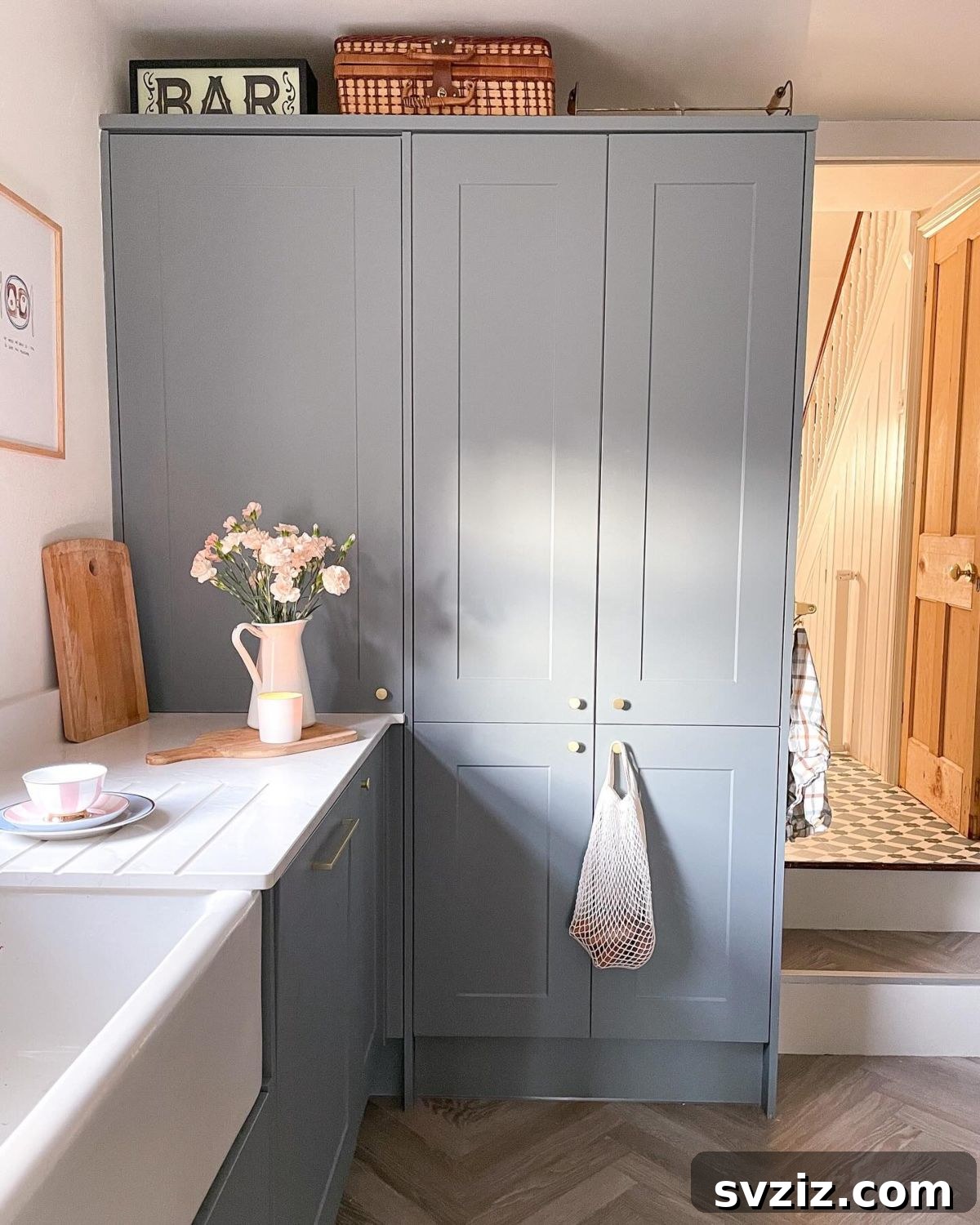 Maximize Kitchen Space 29 Genius Hacks 23 floor to ceiling cupboards