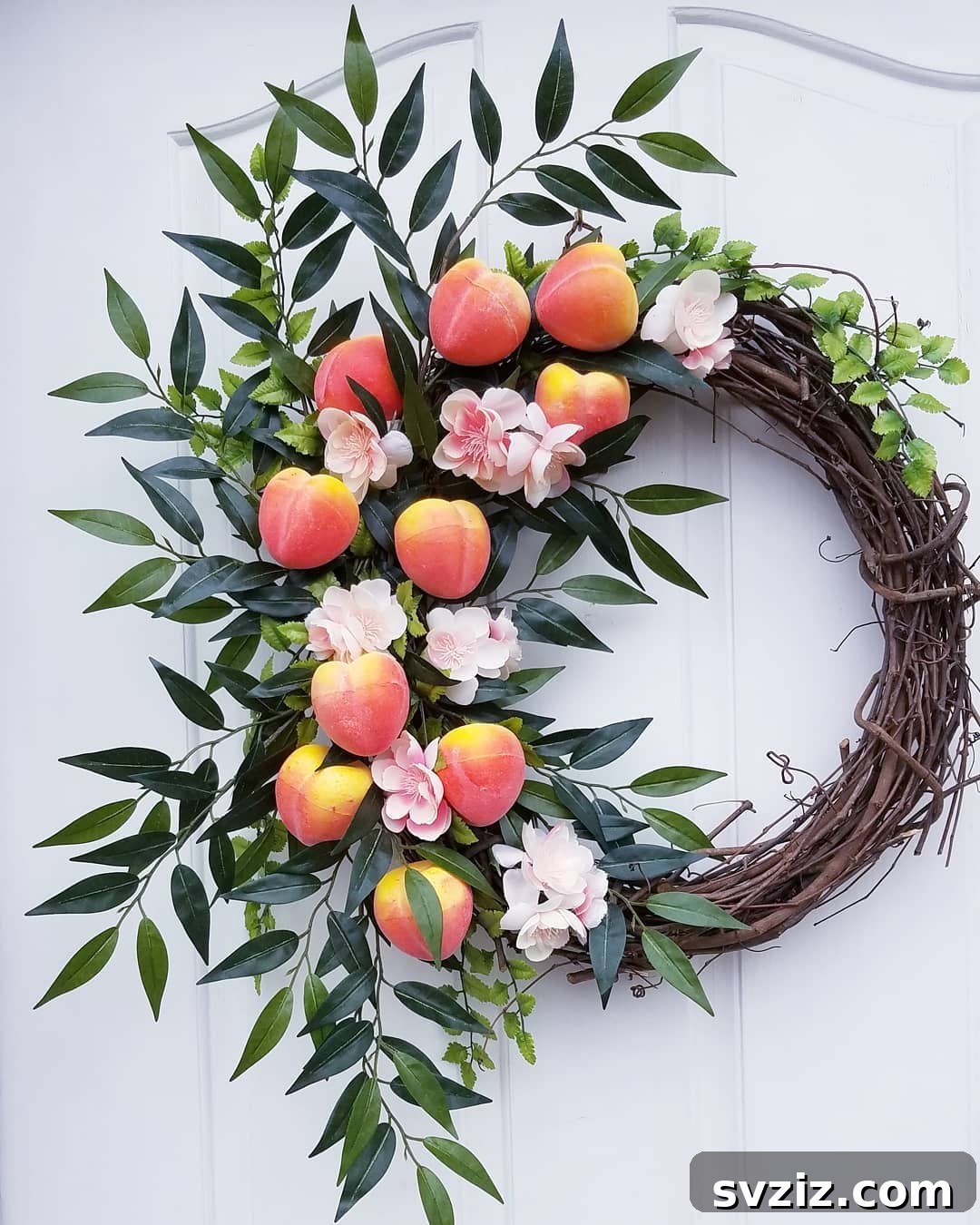 Gorgeous Summer Entryway Inspirations 13 peaches and blossom wreath