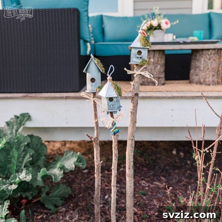 Rustic vintage birdhouse garden decor