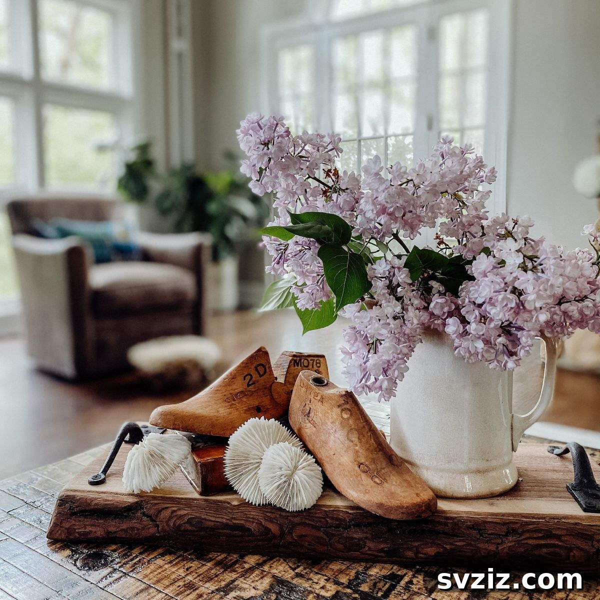 Classic wooden decor elements for cottage homes