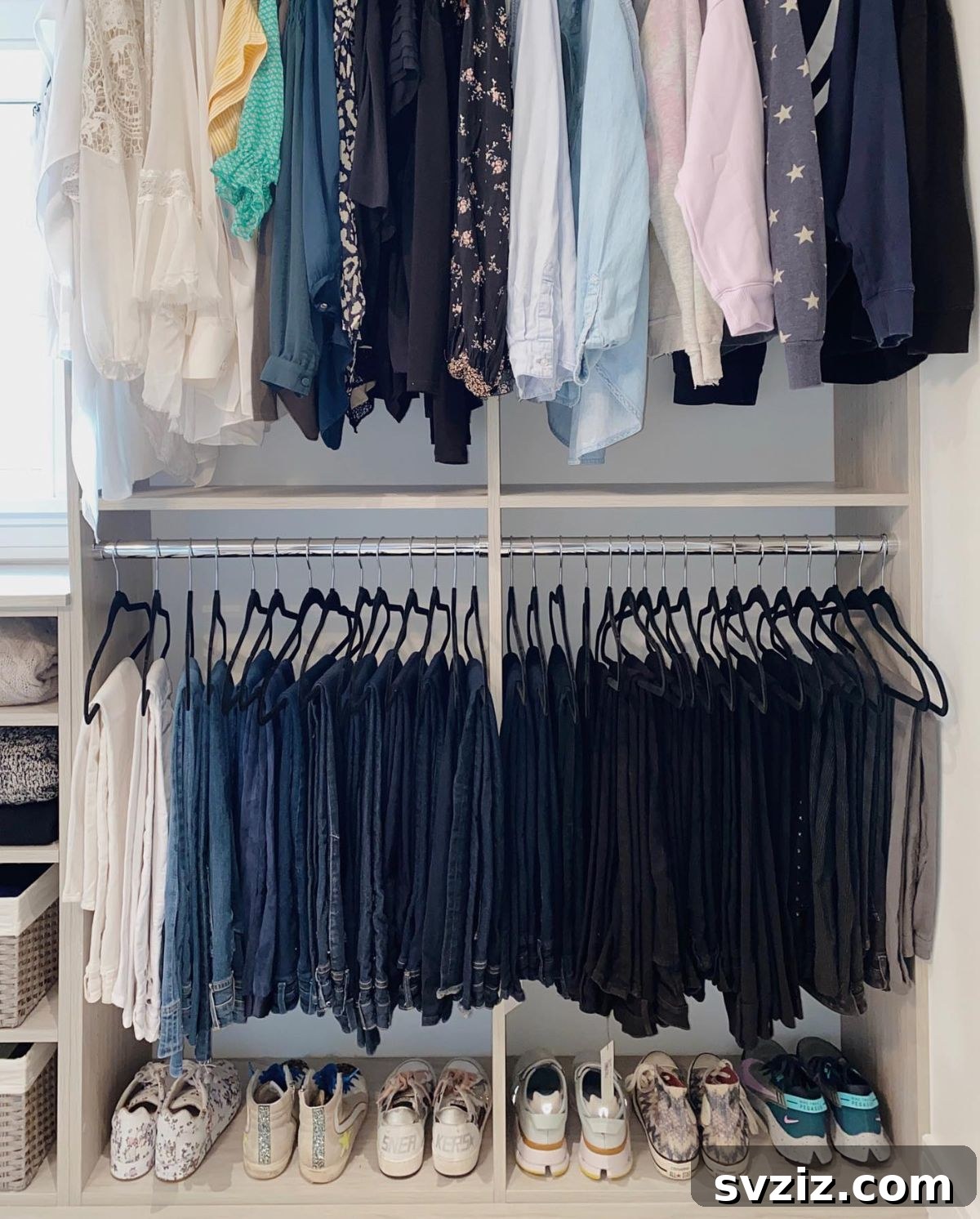 23 Ingenious Closet Organization Solutions 6 color and style coordination
