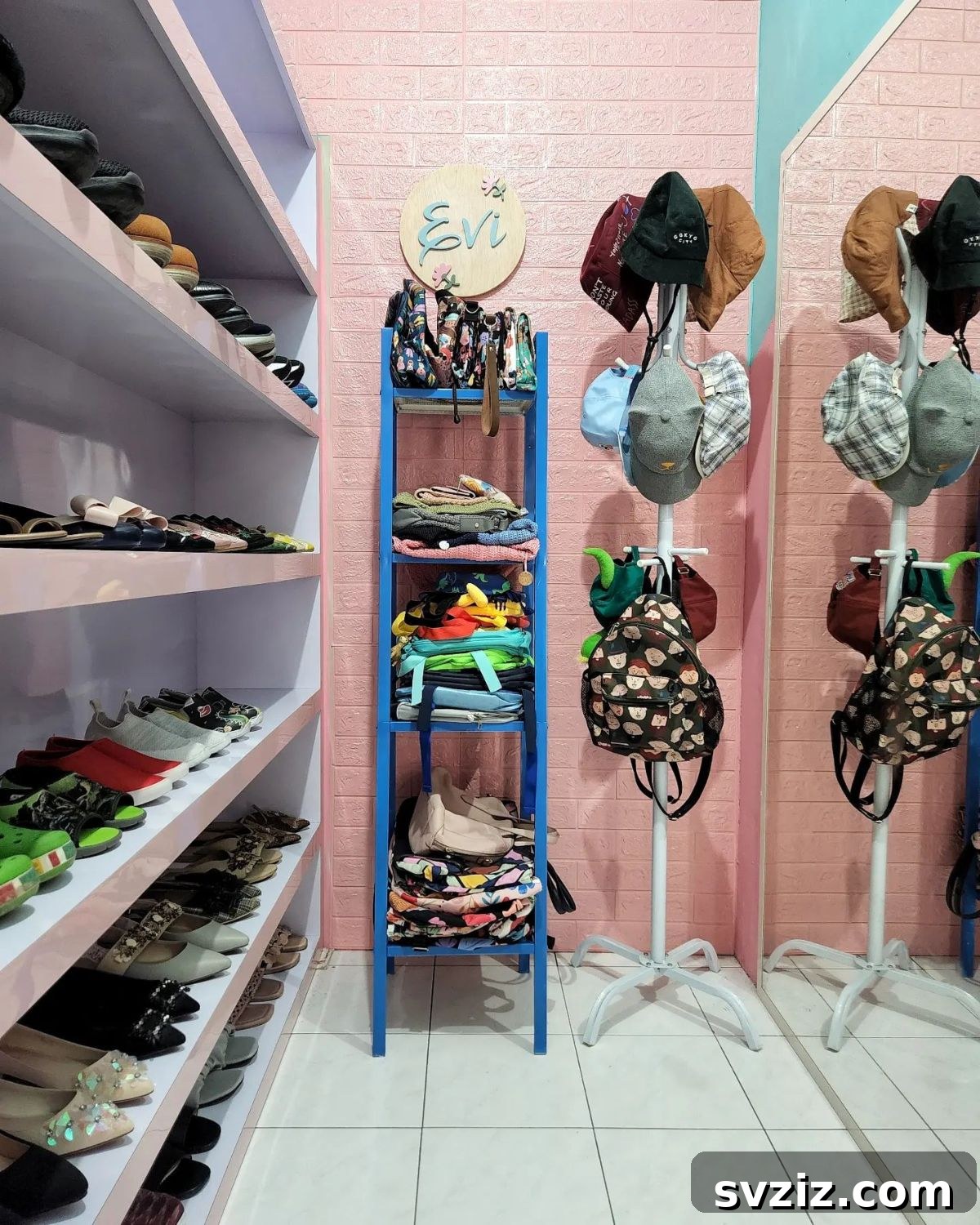 Small Walk-In Closets: Genius Ideas for Maximizing Space 28 hat and bag rack