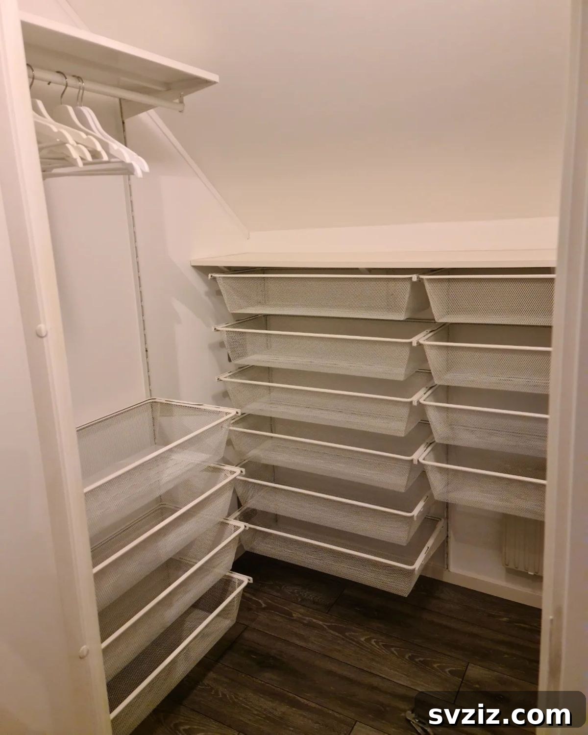 Small Walk-In Closets: Genius Ideas for Maximizing Space 29 pull out shelves