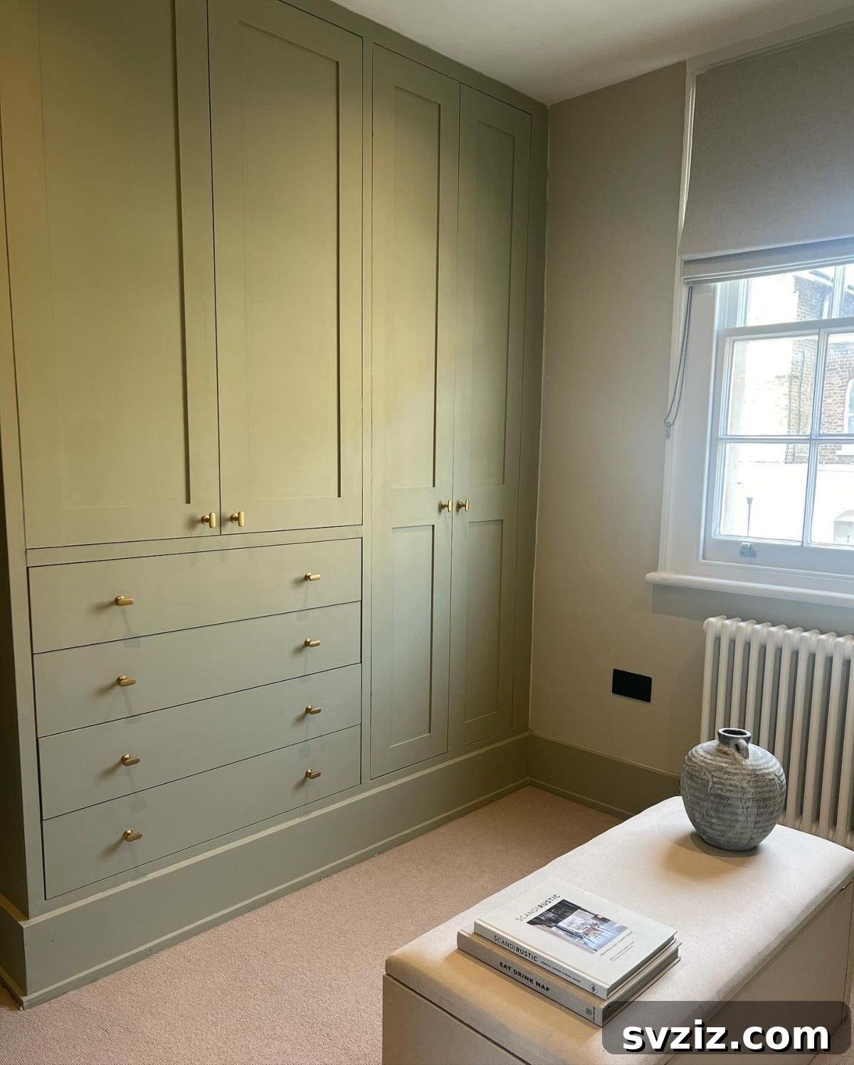 Small Walk-In Closets: Genius Ideas for Maximizing Space 33 IKEA pax