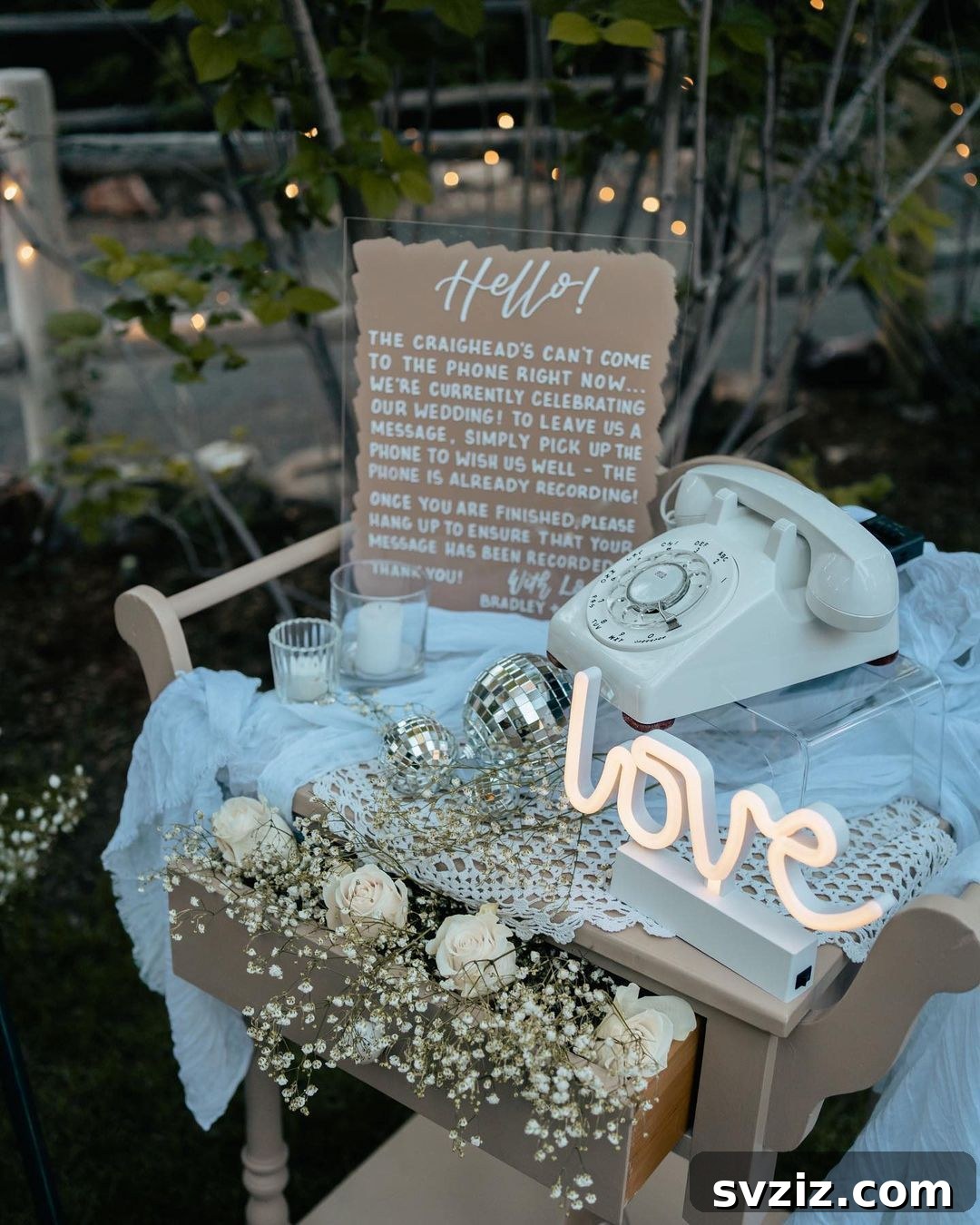 27 Absolutely Adorable Wedding Details for Your Big Day 14 Phone Wedding Guestbook for audio messages