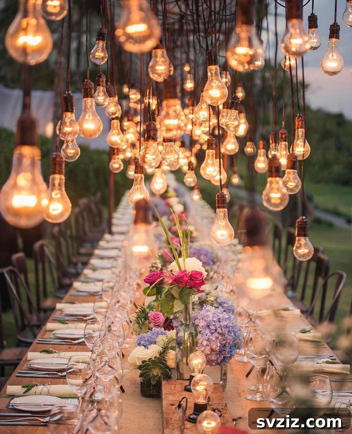 27 Absolutely Adorable Wedding Details for Your Big Day 24 The Edison Bulb Runner for wedding table lighting