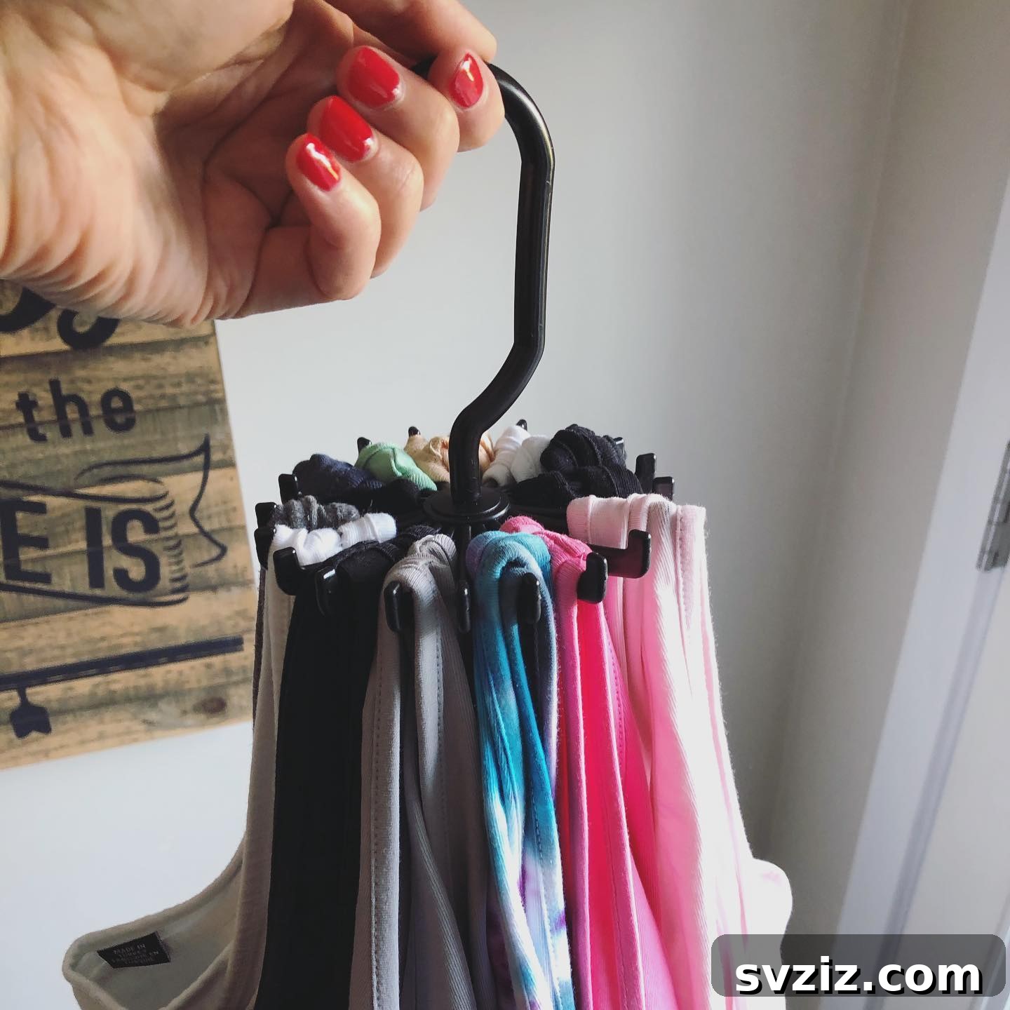 Rotating Tank Top Hanger