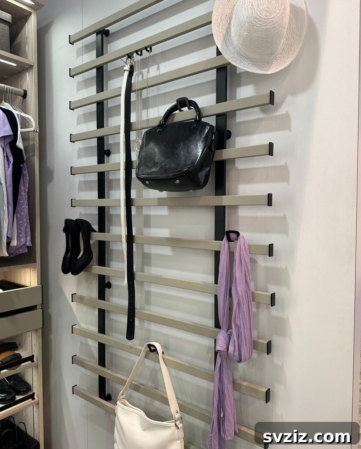  Horizontal Bars Wall Mount