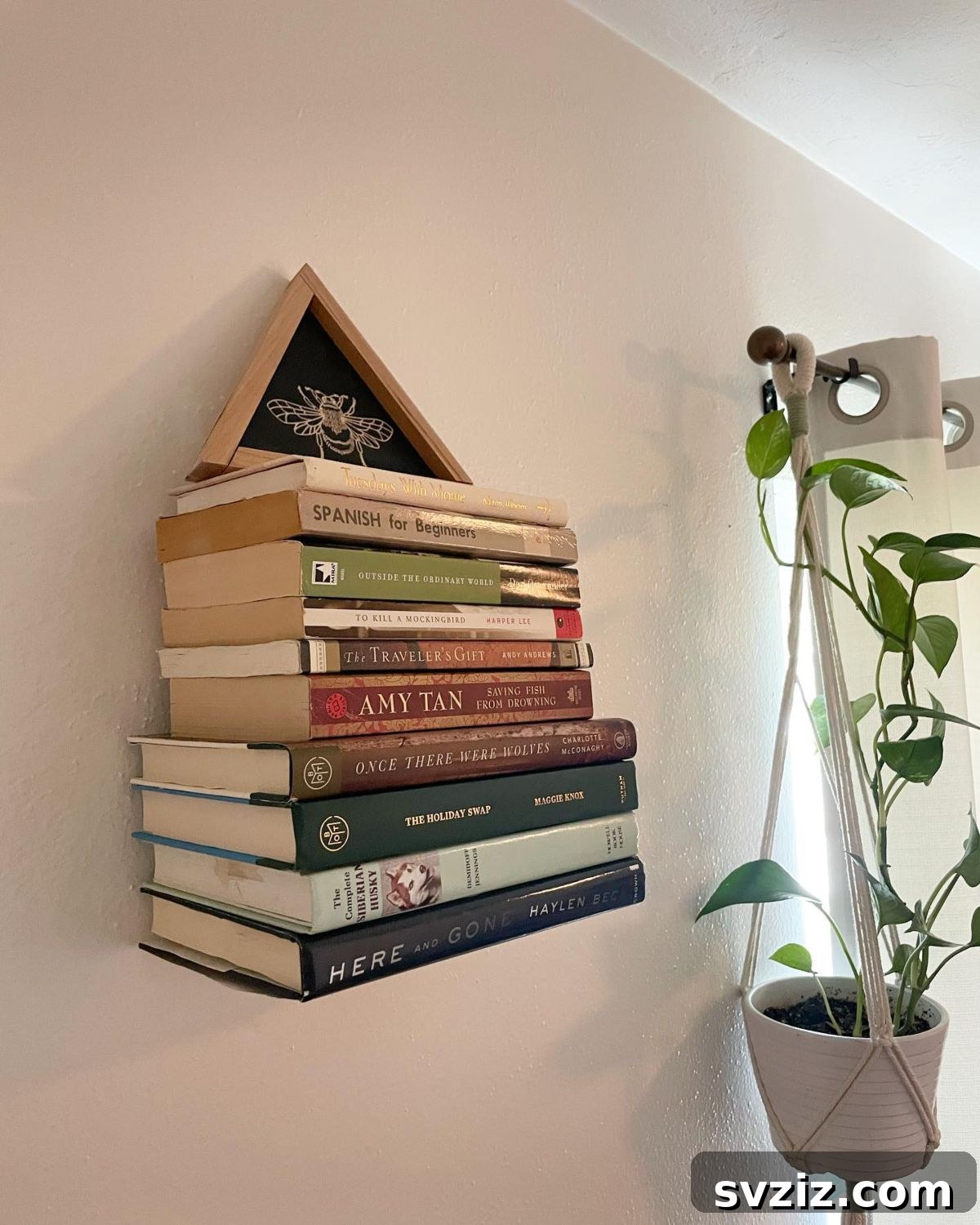 Floating Bookshelf - Minimalist wall-mounted book display.