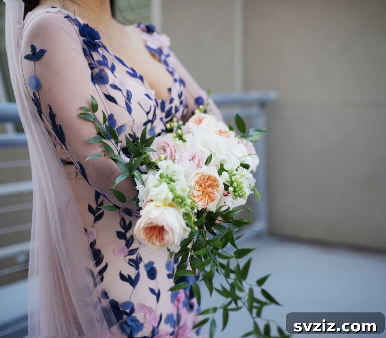 31 Unique Non-Traditional Wedding Ideas 25 Colored Wedding Dress