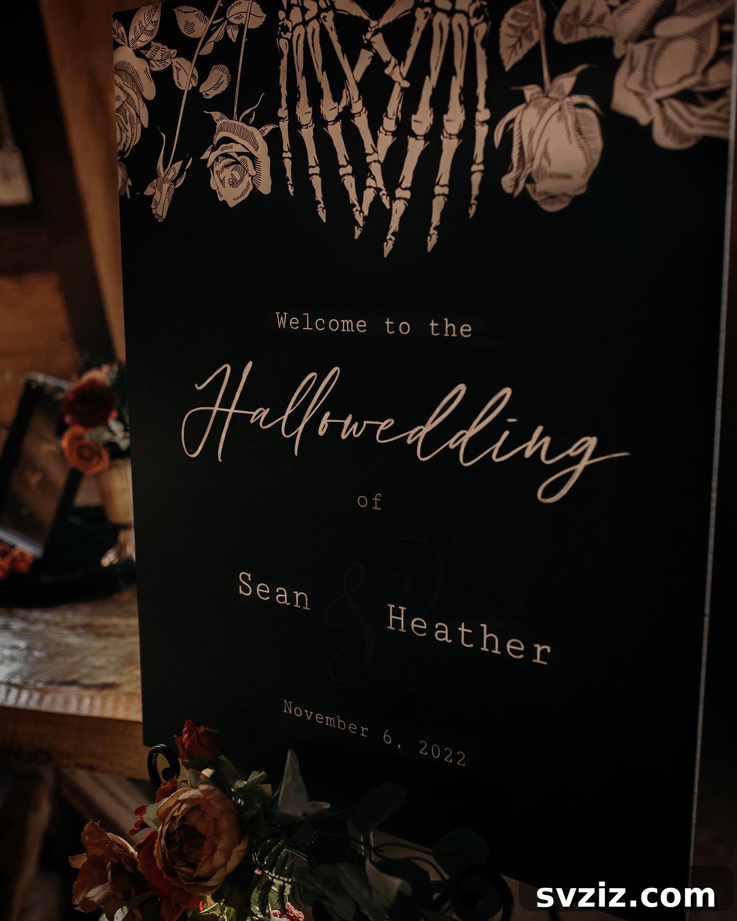 31 Unique Non-Traditional Wedding Ideas 33 Halloween Wedding