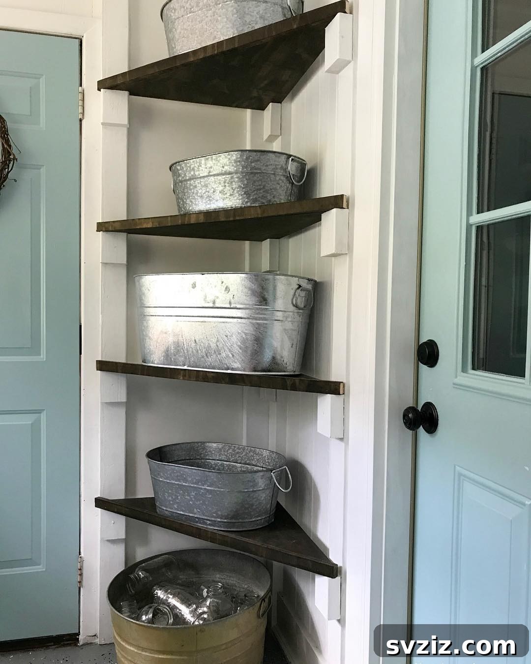 corner shelves