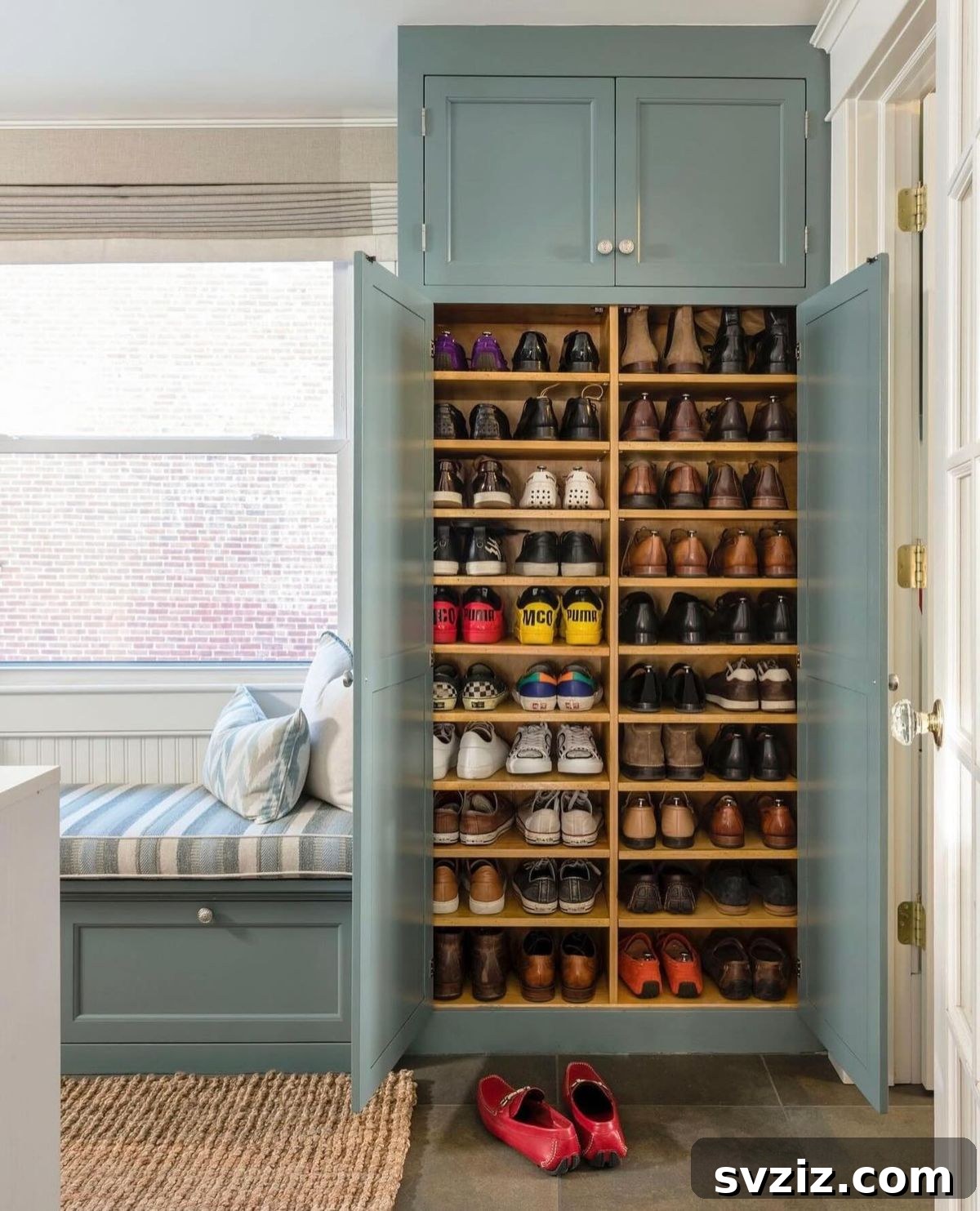 shoe cabinet